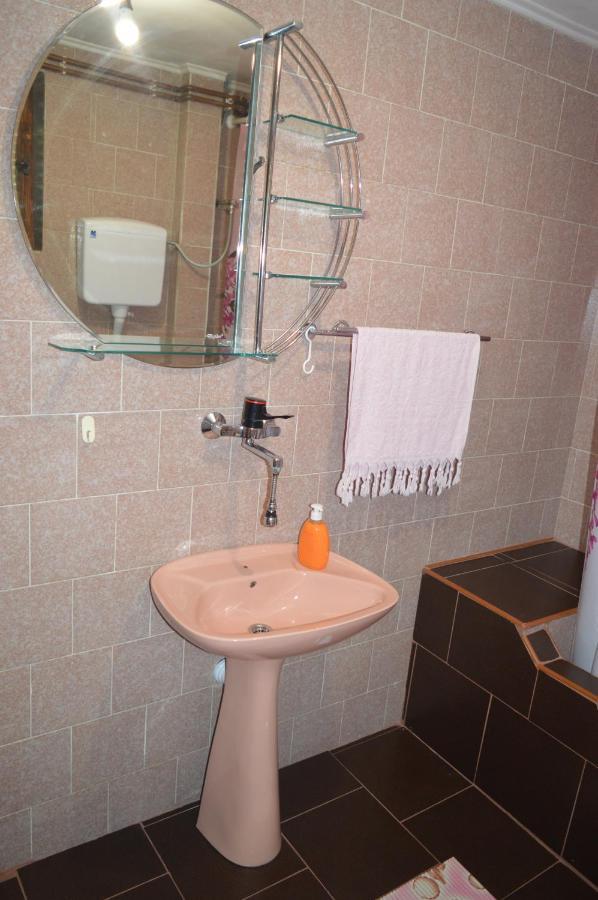 Apartman Km Dordevic Soko Banja Exterior photo