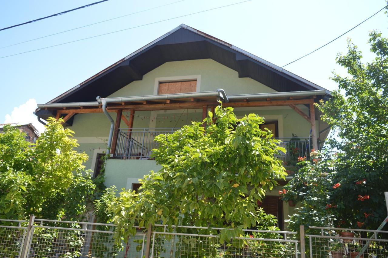 Apartman Km Dordevic Soko Banja Exterior photo